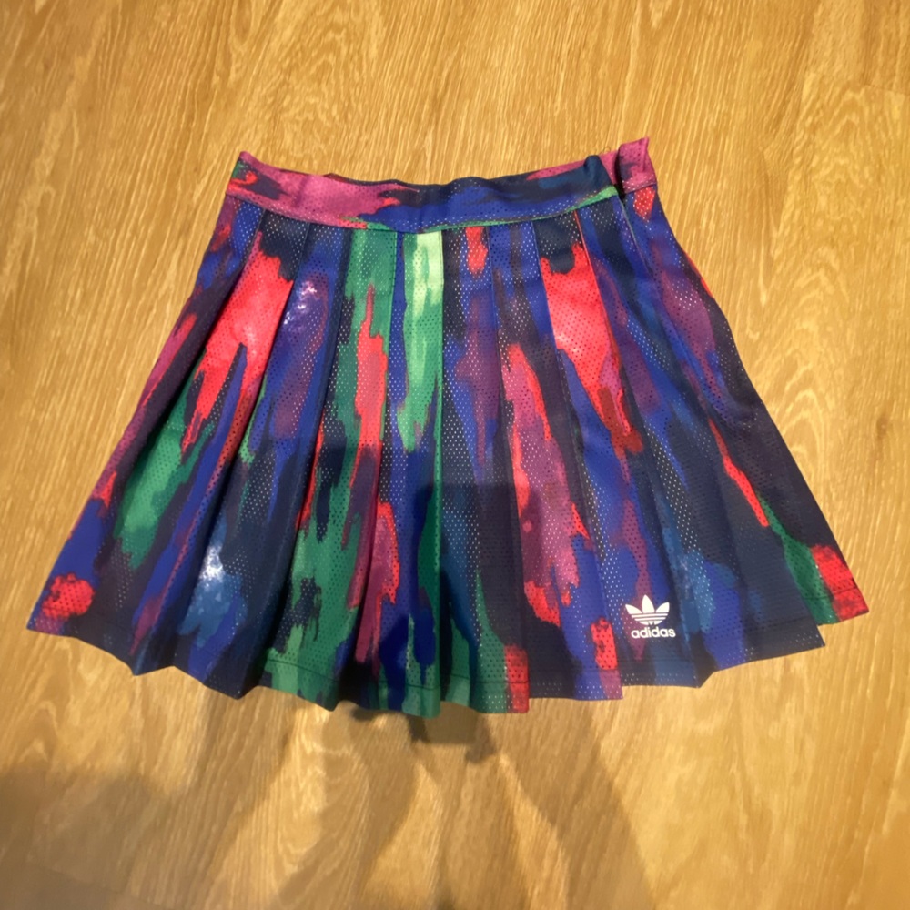 Colorful Adidas skirt! Very cute!